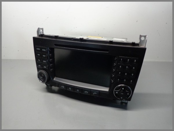 Mercedes Benz W203 Comand navigation system BE6096 DVD NTG2 2038705989 Original