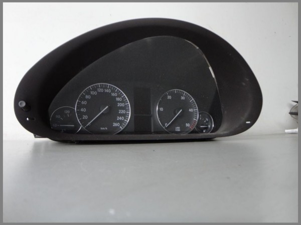 Mercedes Benz W203 Speedometer Instrument cluster 2035405148 Siemens VDO 110.080.327 / 004