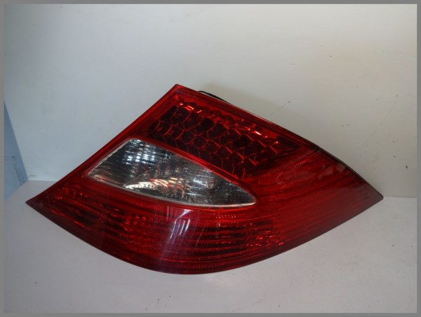 Mercedes Benz W219 CLS taillight taillight RIGHT 2198200264 original