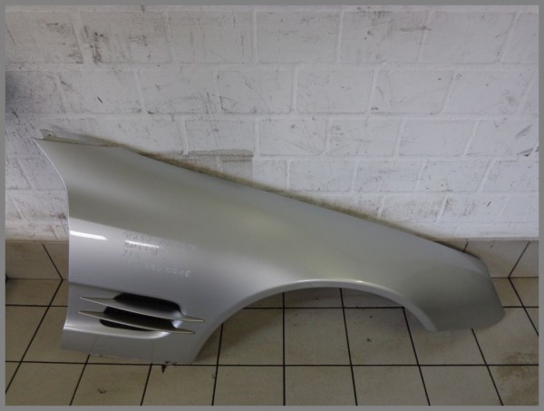 Mercedes Benz R230 Fender Right 775 Iridium Silver Original 2308800218 K67