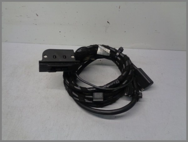 Mercedes Benz W204 W212 Media Interface Kabelbaum 2128208515 NTG 4.5 Original