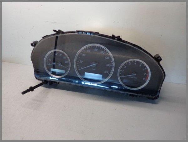 Mercedes Benz W204 C-Klasse Tacho Kombiinstrument 2045409248 Original MPH RHD