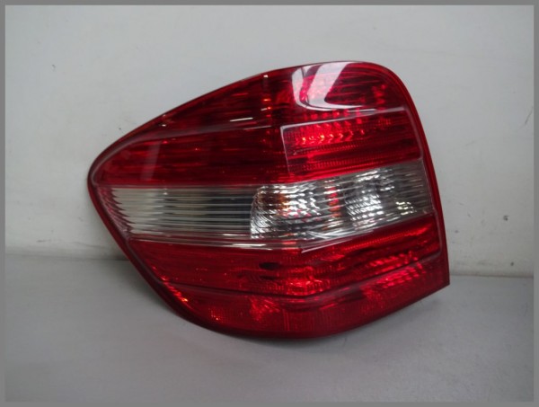 Mercedes Benz W164 taillight Left 1648201964 Original