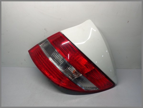 Mercedes Benz W203 CLC Sportcoupe Taillight 2038205264 Right original white