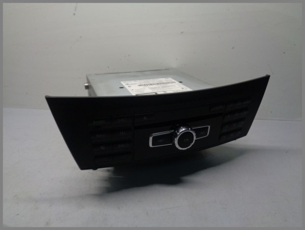 Mercedes Benz W204 NTG 4.5 CD Player Radio 2049003509 Original S204 BJ.2012