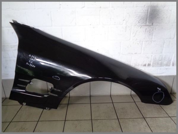 Mercedes Benz R230 SL fender right 197 black 2308800218 K2020 Original