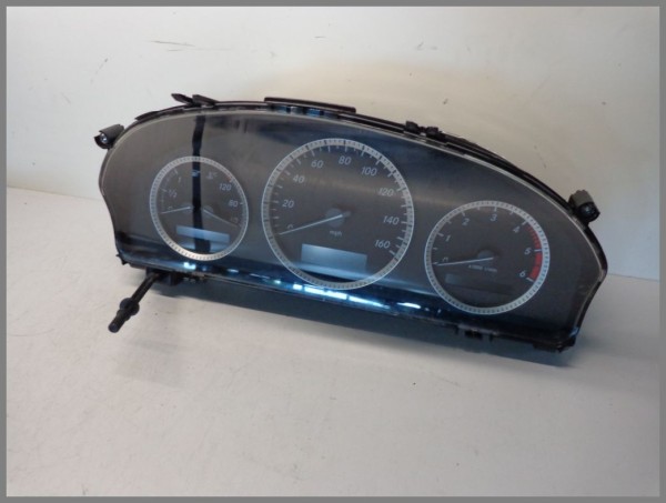 Mercedes Benz W204 C-Klasse Tacho Kombiinstrument 2049004002 Original MPH RHD