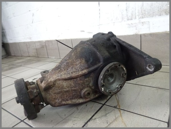 Mercedes Benz R129 SL Differential Hinterachsgetriebe 3.70 1293504214 154tkm