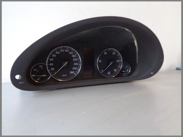 Mercedes Benz W203 C220CDI Tacho Kombiinstrument VDO 2035409547 110.080.307/004