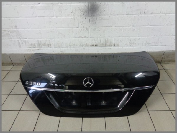 Mercedes Benz W221 Rear Back Trunk Clap 197 Black 2217500275 K390