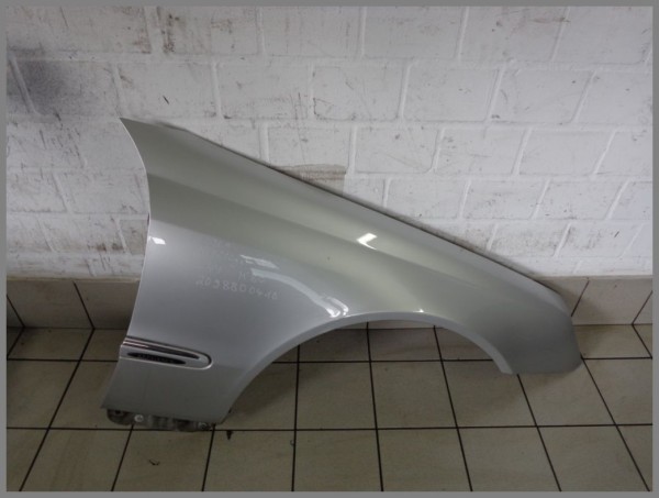 Mercedes Benz W209 CLK Fender RIGHT 744 Silver 2098800418 K80 Original