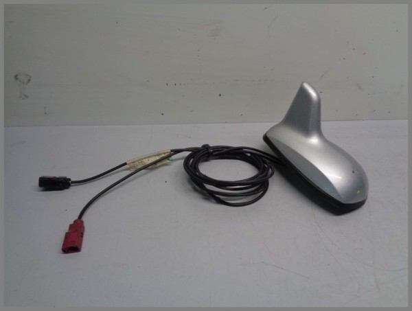 Mercedes Benz W212 W204 Antenne GPS 2048206675 9775 Silber Radio Original