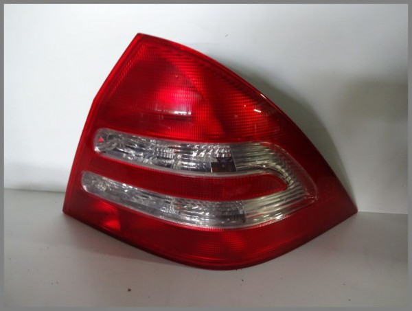 Mercedes Benz MB W203 LIMO rear light passenger side rear right 2038200264