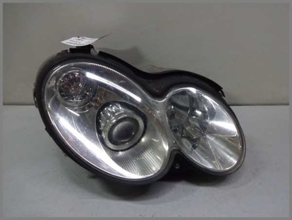 Mercedes Benz W209 Xenon Headlight Right 2098203861 Original BJ.2003