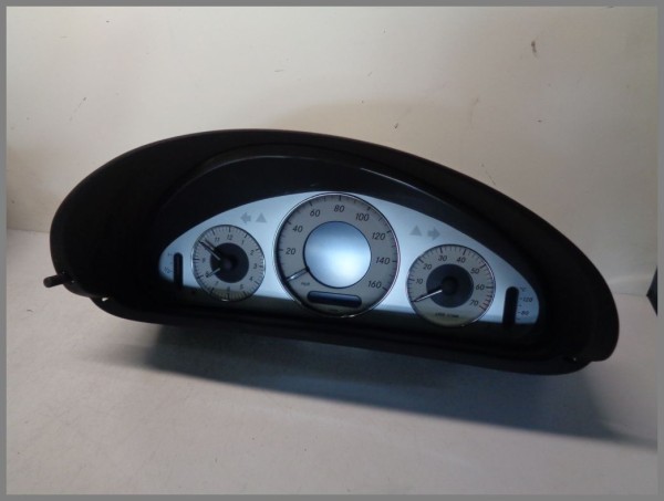 Mercedes W209 CLK AVANTGARDE Tacho instrument cluster 2095404647 RHD MPH VDO