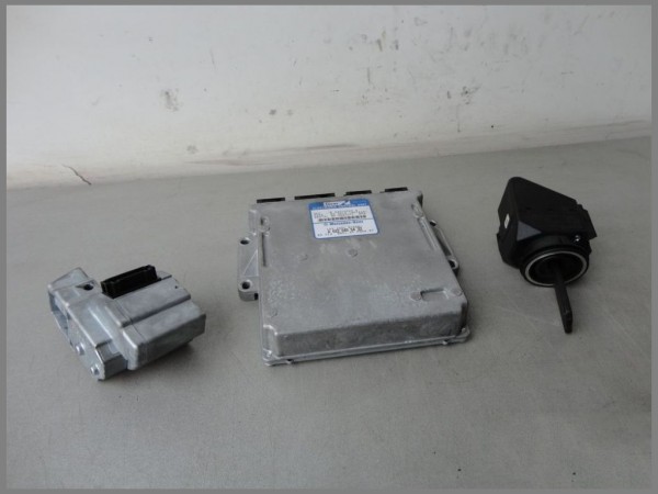 Mercedes Benz W210 E-Class 220 CDI engine control unit Lucas 0225455432 Complete