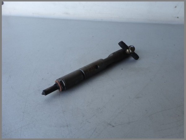 Mercedes Benz W202 Diesel Injector 000101551 Sprinter W210