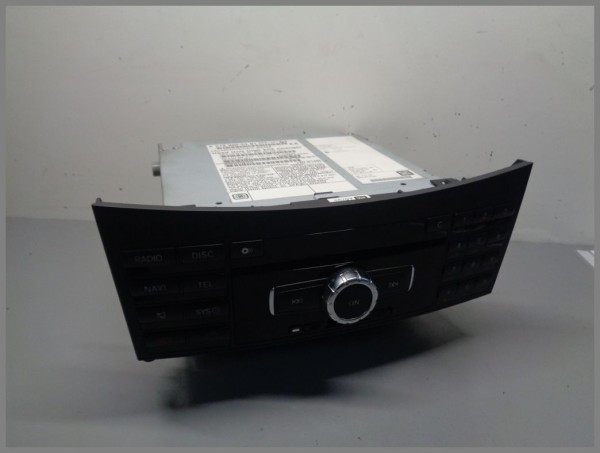 Mercedes W212 W218 Navigation CD Player Radio 2189004201 Wechsler Original