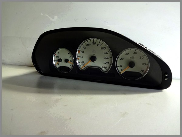 Mercedes Benz MB W202 MOPF speedometer VDO instrument cluster 2025403748 98441km