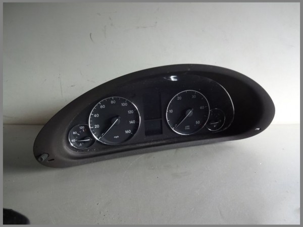 Mercedes Benz W203 Tacho Kombiinstrument 2035405047 VDO 110.080.266/006 Original