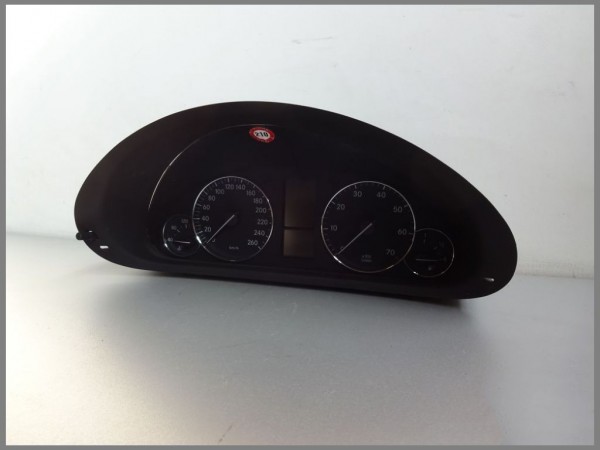 Mercedes Benz W203 speedometer instrument cluster 2035404348 VDO 110.080.327 / 001