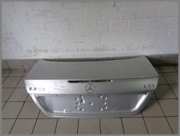 Mercedes Benz W211 Limousine Heckklappe 744 Silber 2117500375 K9082