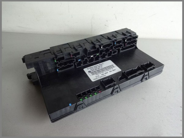 Mercedes Benz W203 control unit SAM 2035453801 Fuse box 5DK-008486-13