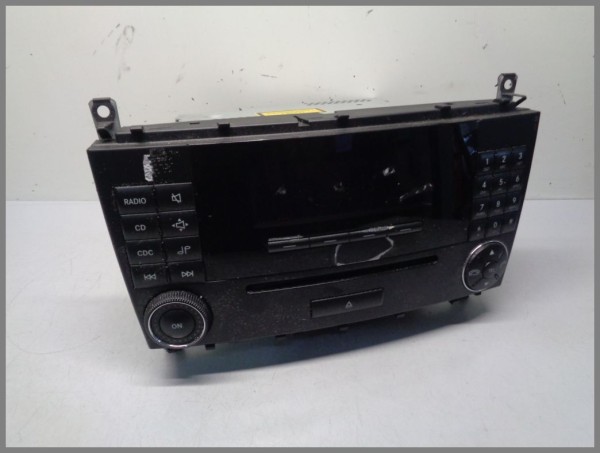 Mercedes Benz W203 Facelift CD Radio 2004-2007 MF2530 2038700589 Coat damaged front