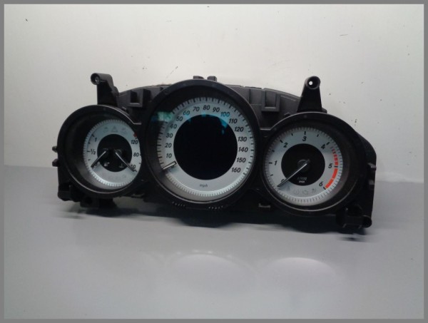 Mercedes Benz W204 Tacho MPH Kombiinstrument 2049004408 Original Meilentacho RHD