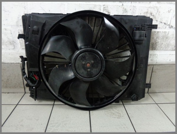 Mercedes Benz W204 C-Class Fan Motor Electric Fan 2045000755 TEMIC Original