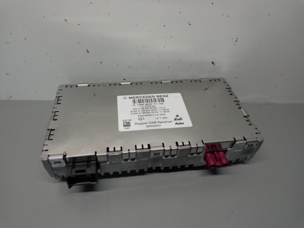 Mercedes Benz W204 control unit digital radio DAB receiver 1669001105 original