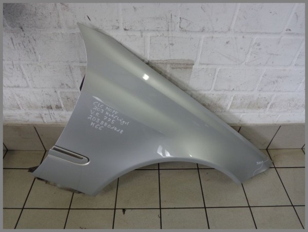 Mercedes Benz CLC 203 fender RIGHT 775 iridium silver 2038801418 K66 Year: 2009