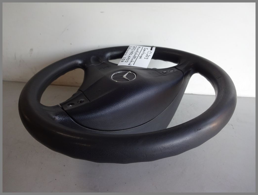 Mercedes Benz MB W203 Sportcoupe Steering Wheel 2034601103 incl. Keys  Plastic L39