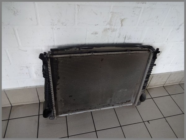 Mercedes Benz MB R230 engine radiator water cooler 2305000303 Behr original