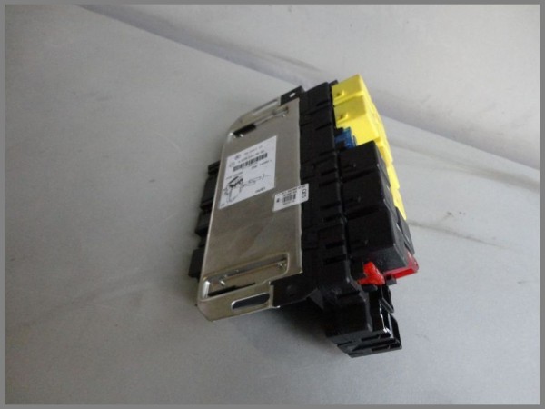 Mercedes Benz MB W220 S-Class Control Unit SAM 0285459832 Fuse box