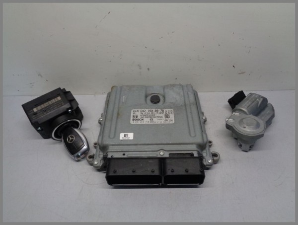 Mercedes Benz MB W209 engine control unit 6421508078 Original Bosch 0281013710